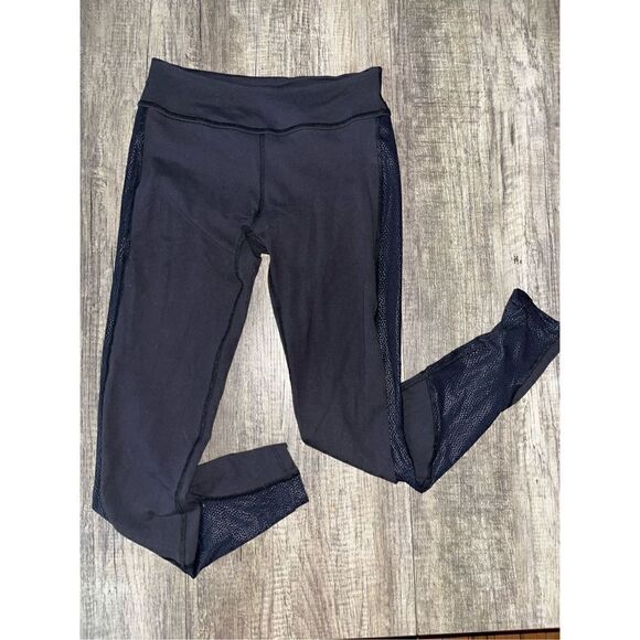 Beyond Yoga Pants - Beyond Yoga Glass Curved Side Long Leggings Black Speckle Patterned Metallic Med